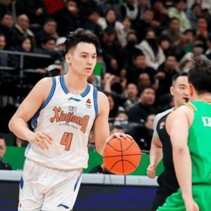 格兰立竿见影！双核缺席惜败辽宁，3小将被盘活，补强控卫可蜕变